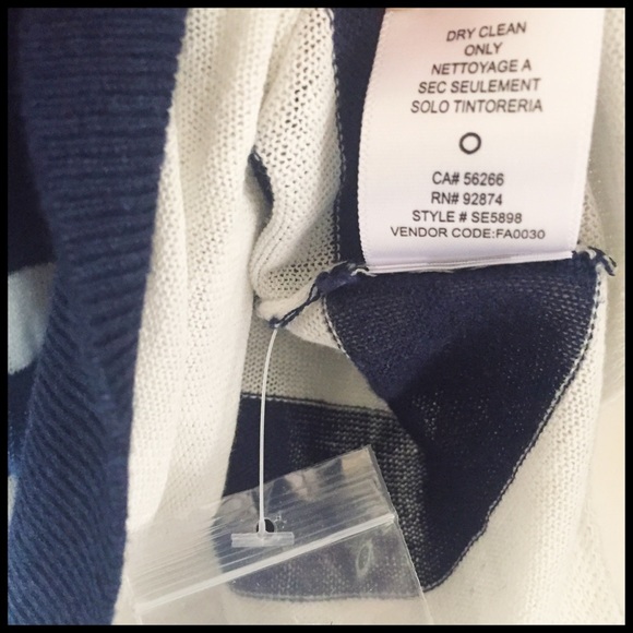 Splendid Lightweight Striped Sweater! Classic! 🆕 - Picture 4 of 7